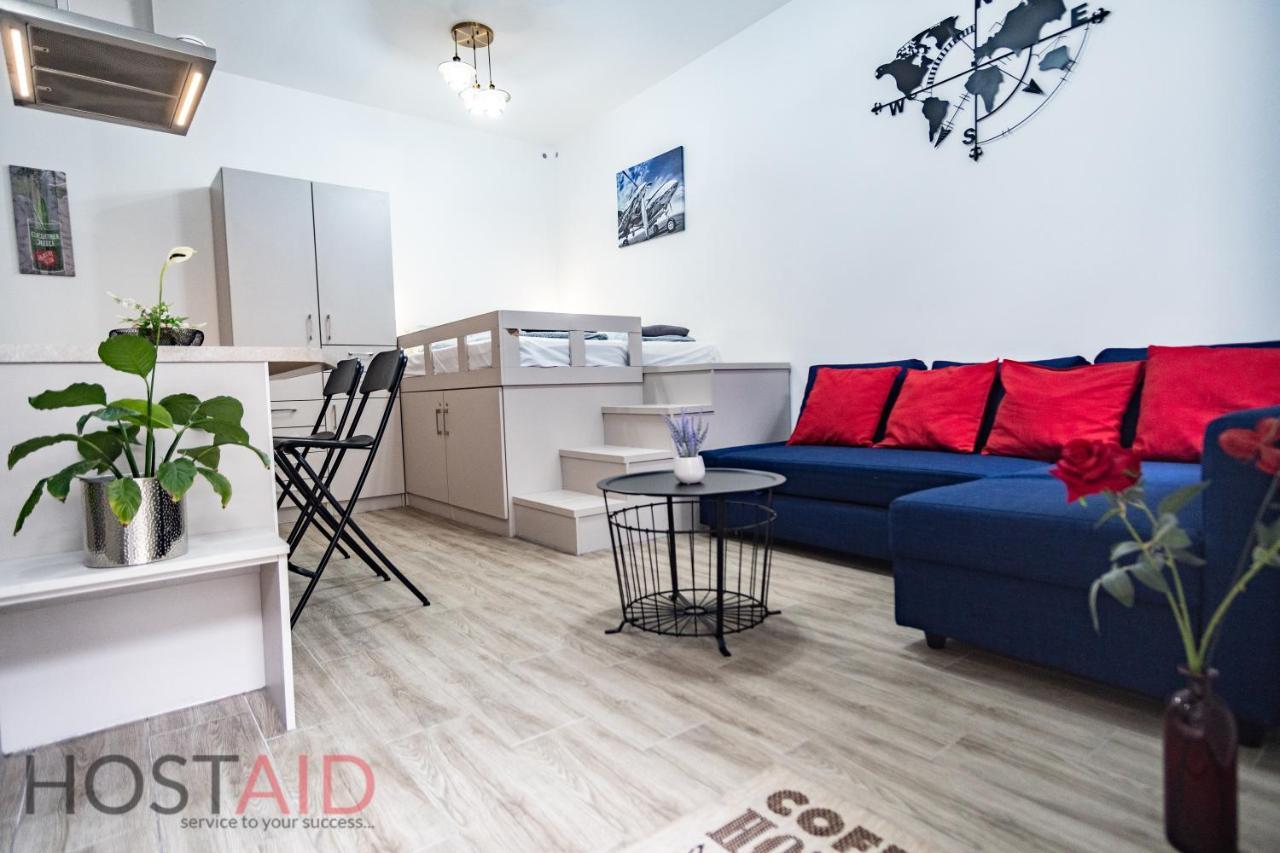 B17 Apartment - Hostaid Budapest Extérieur photo